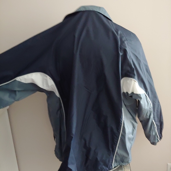 Jacket - Picture 3 of 6